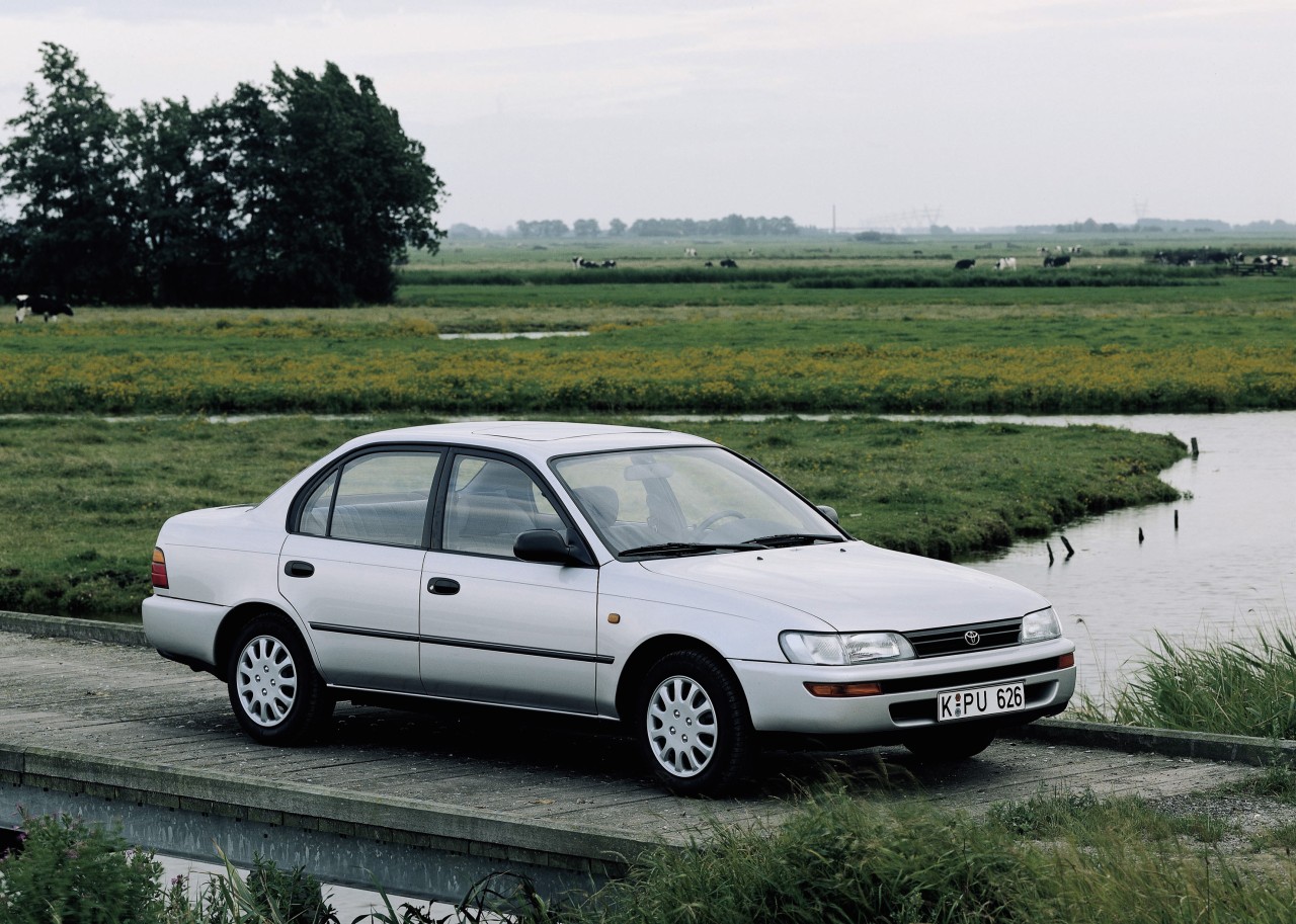 Corolla 7 generacja (1992-1997)