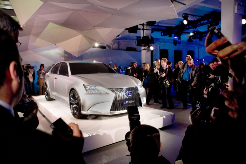 Lexus LF-Gh