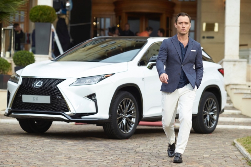 lexus_rx_social