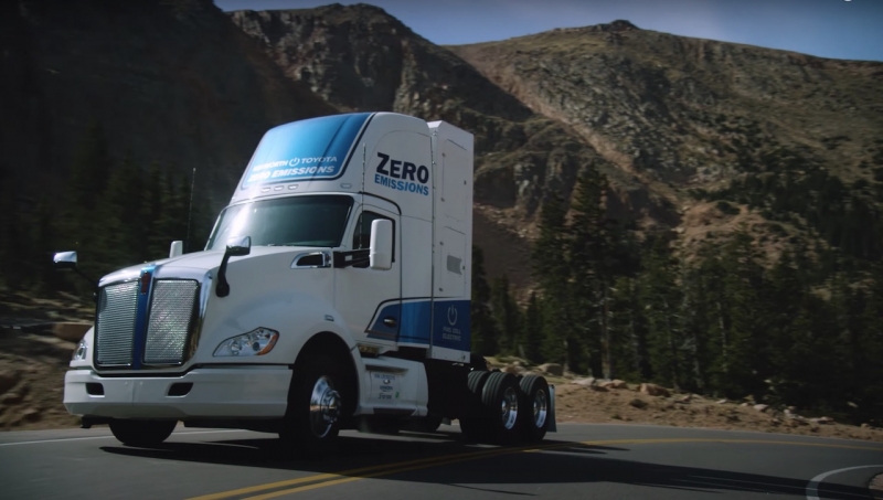 Kenworth T680 FCEV © Toyota USA, Kenworth