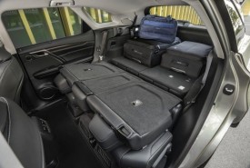 Lexus RX 450hL © Lexus