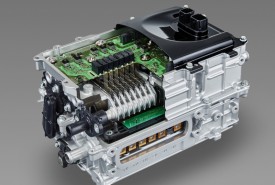 Hybrydowa jednostka napędowa - sterownik mocy © Toyota