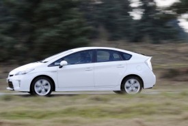 14_prius_3gen_06