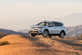 2016_toyota_rav4_limited_05_80b2664cd19f0b16f6412fc6490b5a2670607b87