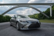 Lexus ES 300h © Lexus