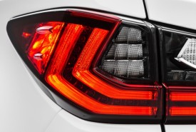 Lexus_RX_rear_lamp_fins