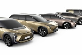 Koncepcyjne samochody Toyoty o napędzie elektrycznym © Toyota