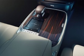 Lexus LS  © Lexus