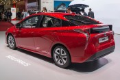 toyota_prius_photo_2