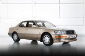 Lexus_LS_400-1m