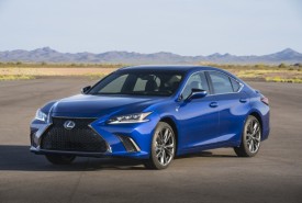 Lexus ES © Lexus