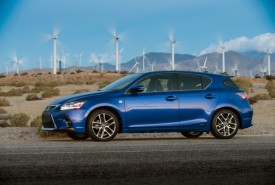 Lexus CT200h © Lexus