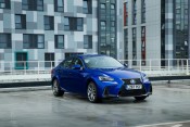 Lexus IS300h © Lexus