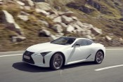 © Lexus