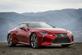 © Lexus