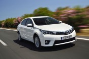 large_corolla_dyn_09_dpl_2013
