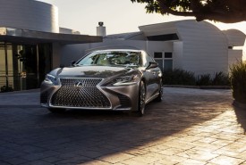 Lexus LS © Lexus