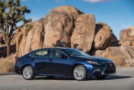 Lexus ES © Lexus