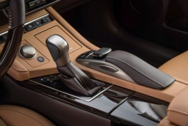 Lexus ES © Lexus