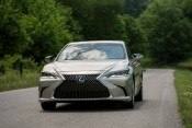 Lexus ES © Lexus