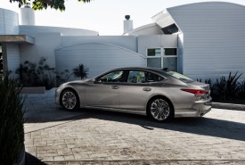 Lexus LS © Lexus