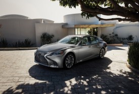 Lexus LS © Lexus