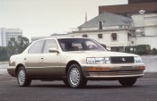 Lexus LS 400 1 generacji ©Lexus