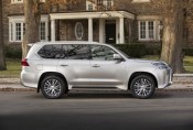 2016_lexus_lx570_1