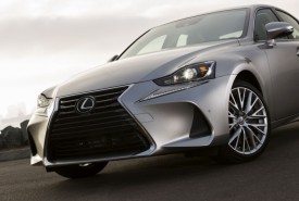 Lexus IS 300 © Lexus