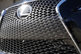 lexus_is_front_cam_02_1