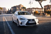 Lexus IS  © Lexus