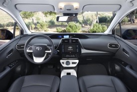 Prius_INT_03