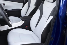 Prius_INT_19