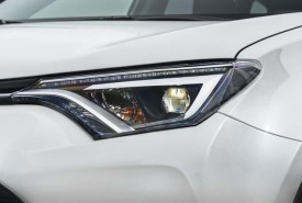 RAV4_Hybrid_46_Sept2015