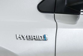 RAV4_Hybrid_47_Sept2015