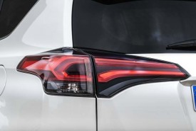 RAV4_Hybrid_50_Sept2015