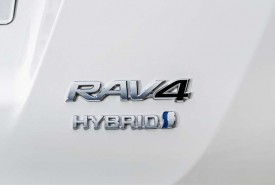 RAV4_Hybrid_51_Sept2015