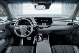 Lexus ES © Lexus