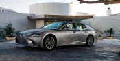 Lexus LS © Lexus