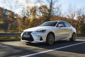 Lexus IS 300h © Lexus