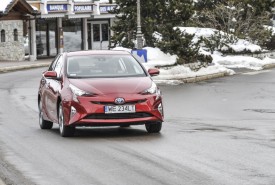 toyota_prius_hybrid_red_0132
