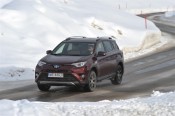 toyota_rav4_hybrid_bordo_0016