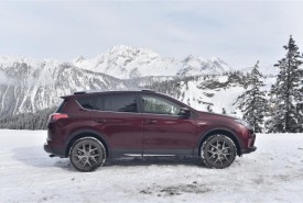 toyota_rav4_hybrid_bordo_5381