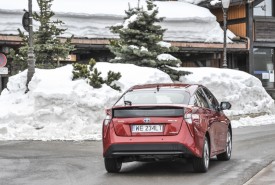 toyota_prius_hybrid_red_0137