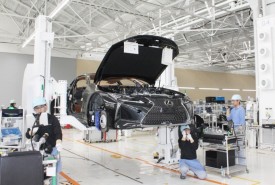 Lexus LC production © Lexus