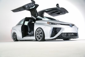 2015_SEMA_Toyota_BTTF_Mirai_017_33CF40E2CA269E3DCA1B9BC202AEAF8DF8EB744C