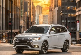 mitsubishi_outlander_phev_1