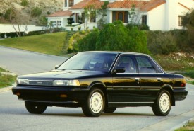 1987 Camry sedan © Toyota