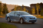 2012 Camry Hybrid © Toyota