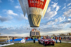 round_20the_20world_20flight_20start_hilux_3